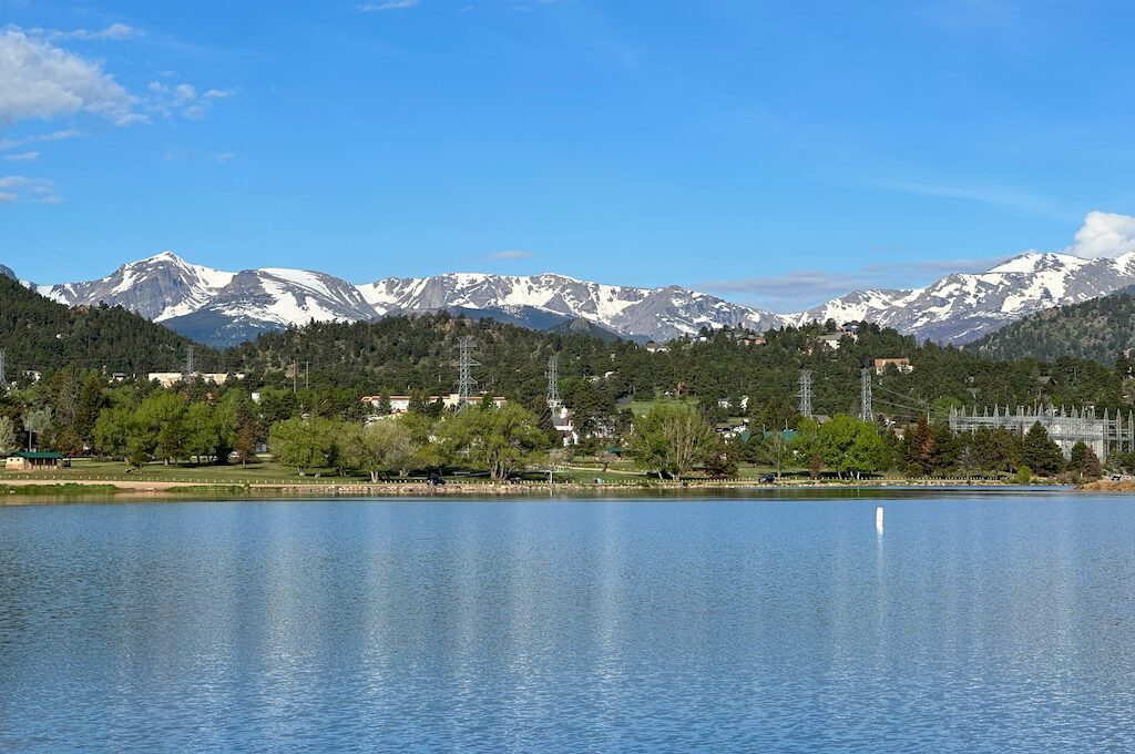 Lake Estes Trail mountain views