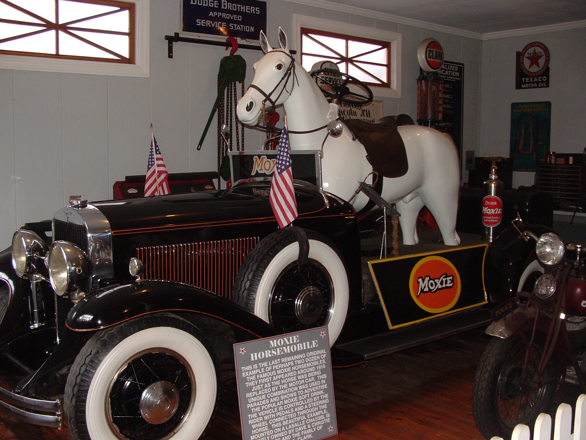 Moxie Horsemobile