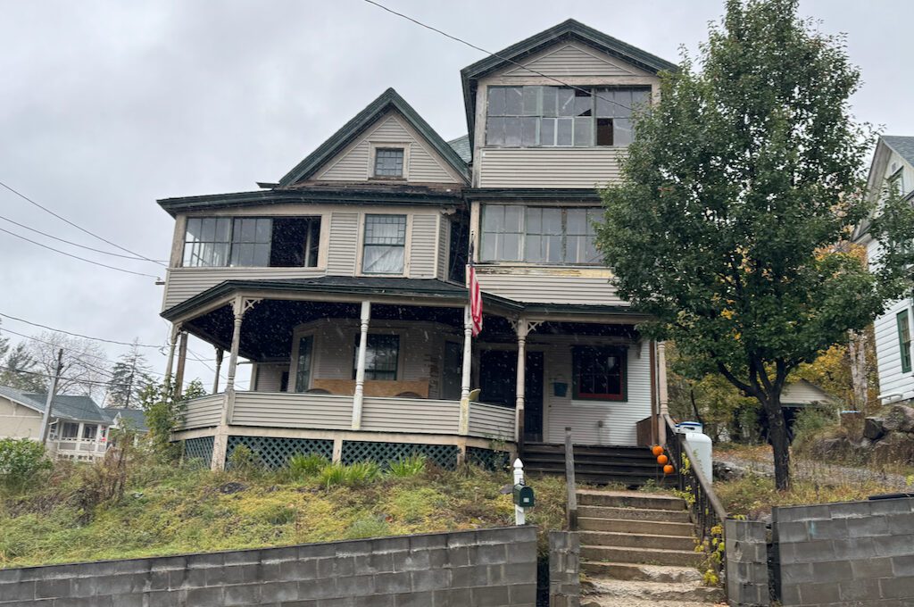 Saranac lake cottage