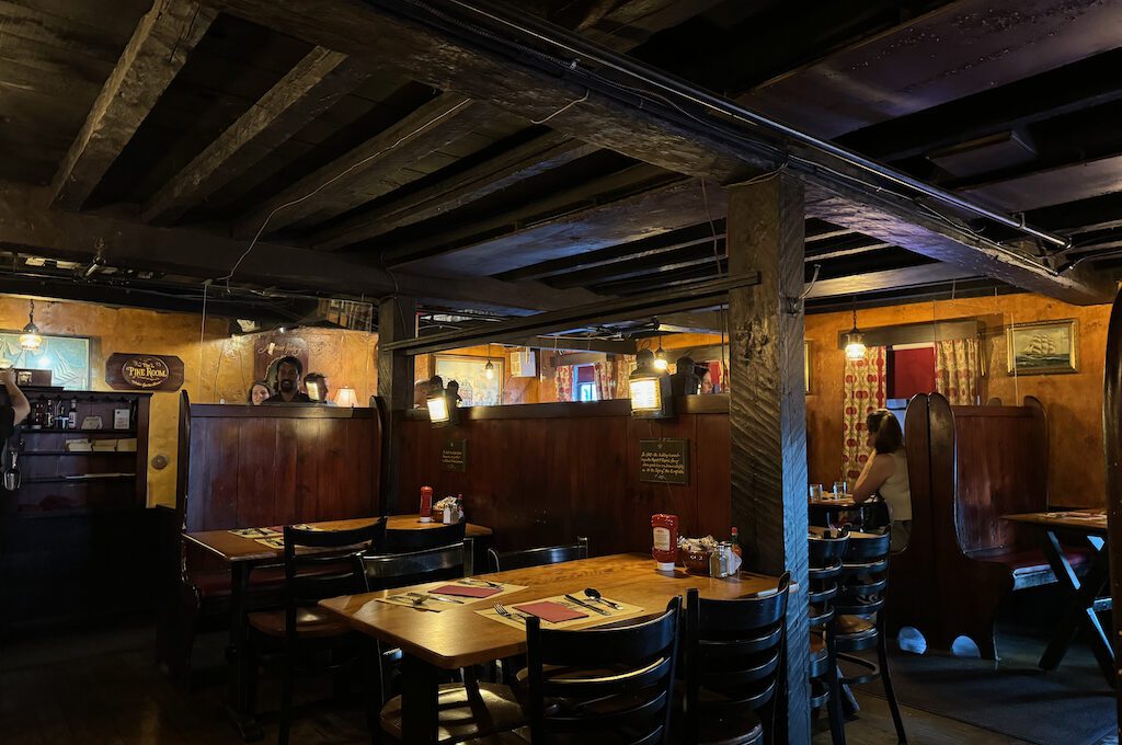tavern style restaurant