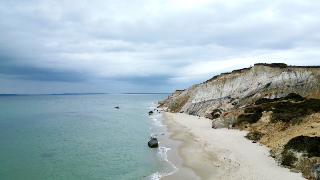 Aquinnah Cliffs beach