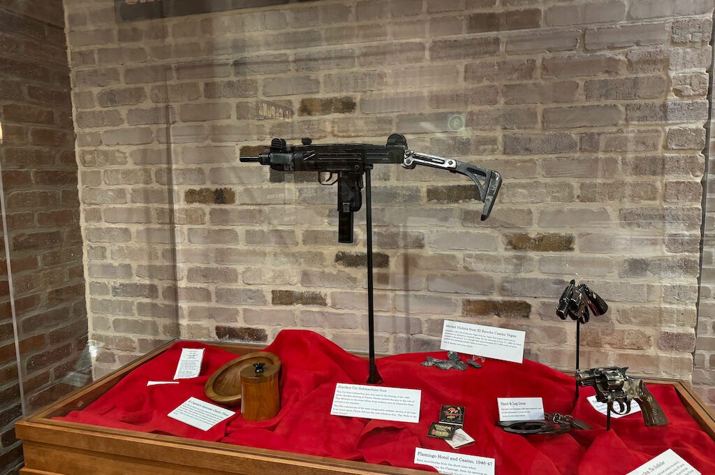 Alcatraz East Crime Museum Scarface gun