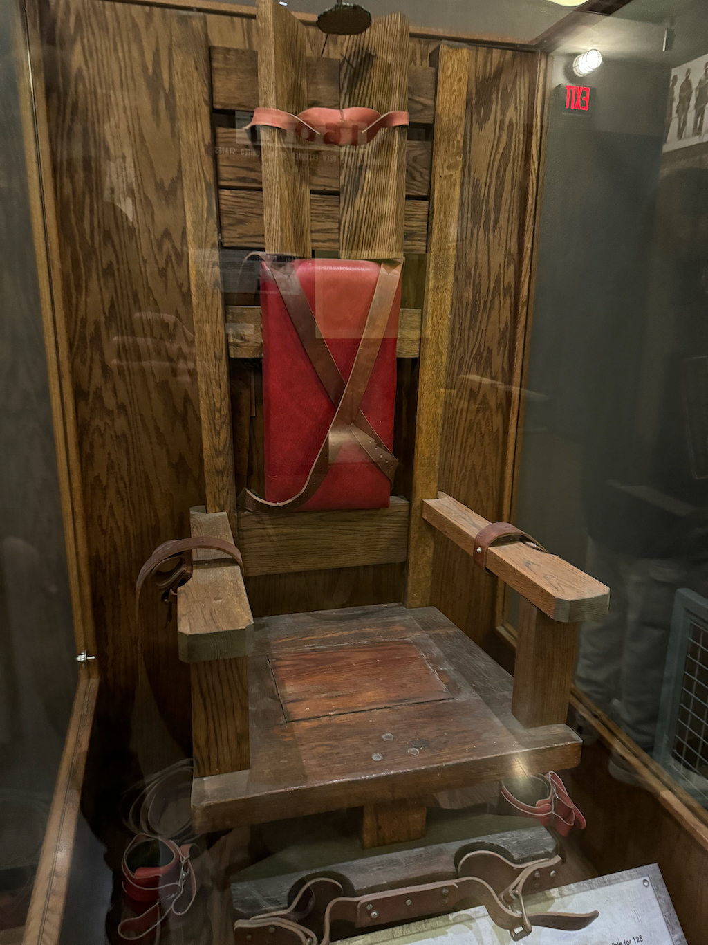 Alcatraz East Crime Museum  Electric chair