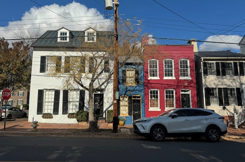 Hollensbury Spite House Alexandria