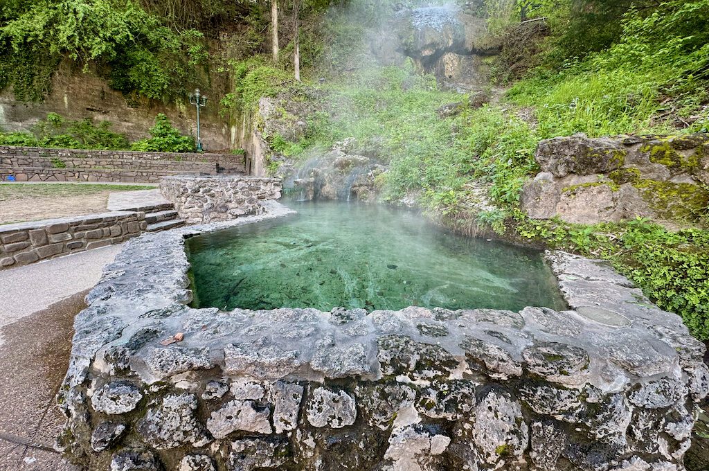 Hot Springs in arkansas