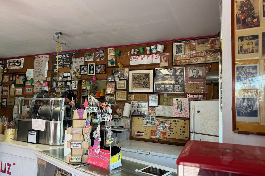 Hansen’s Sno-Bliz inside 