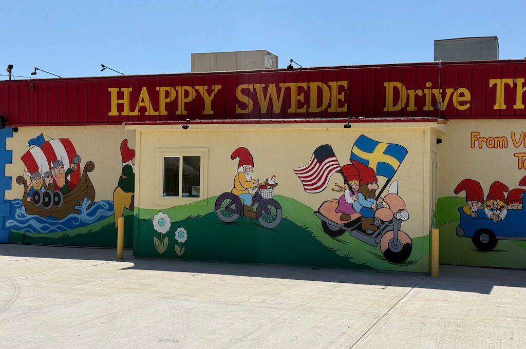 Exterior Happy Swede