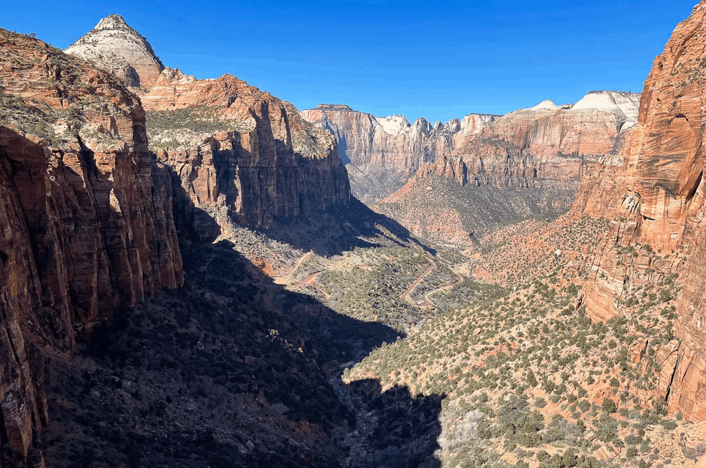 View from the Zion Canyon overlook Trail